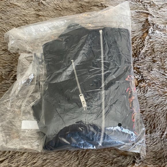 Lapel Neck Zip Up PU Biker Jacket - Picture 13 of 14